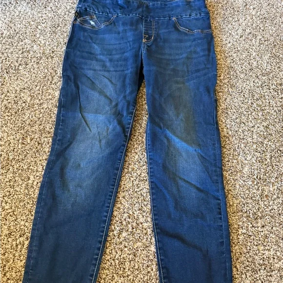 Rock & Republic Women's Straight Leg Jeans in Dark Blue - Picture 2 of 8